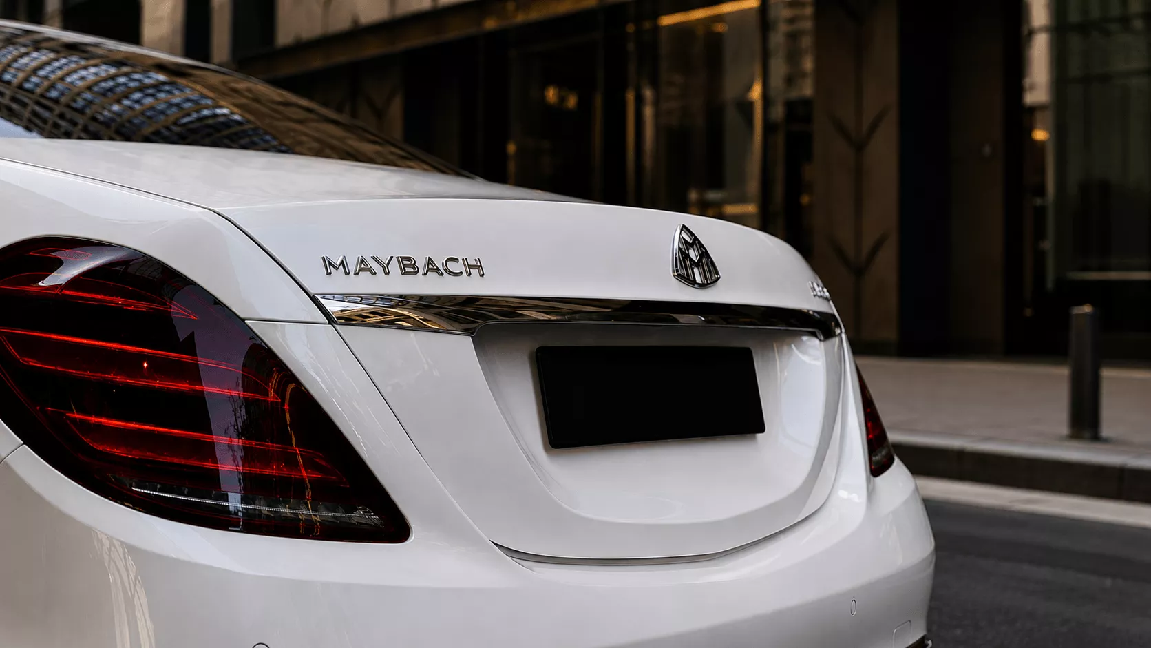 Mercedes-Maybach detail for premium private transport in Sydney