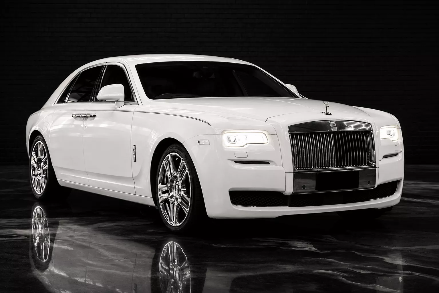 White Rolls-Royce Ghost for private chauffeur service in Sydney